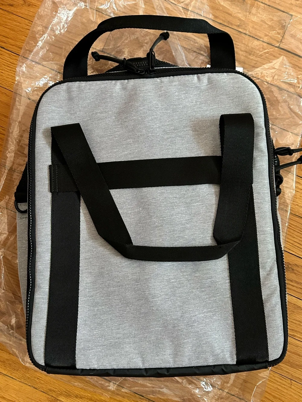 *NEW* Limited Edition - Arccos Golf - Men's Gray Backpack with Black Straps